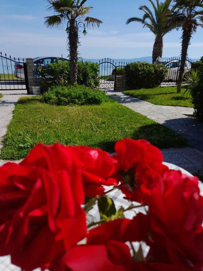 Cozy Maisonette In Pefkochori Chalkidiki Exterior foto